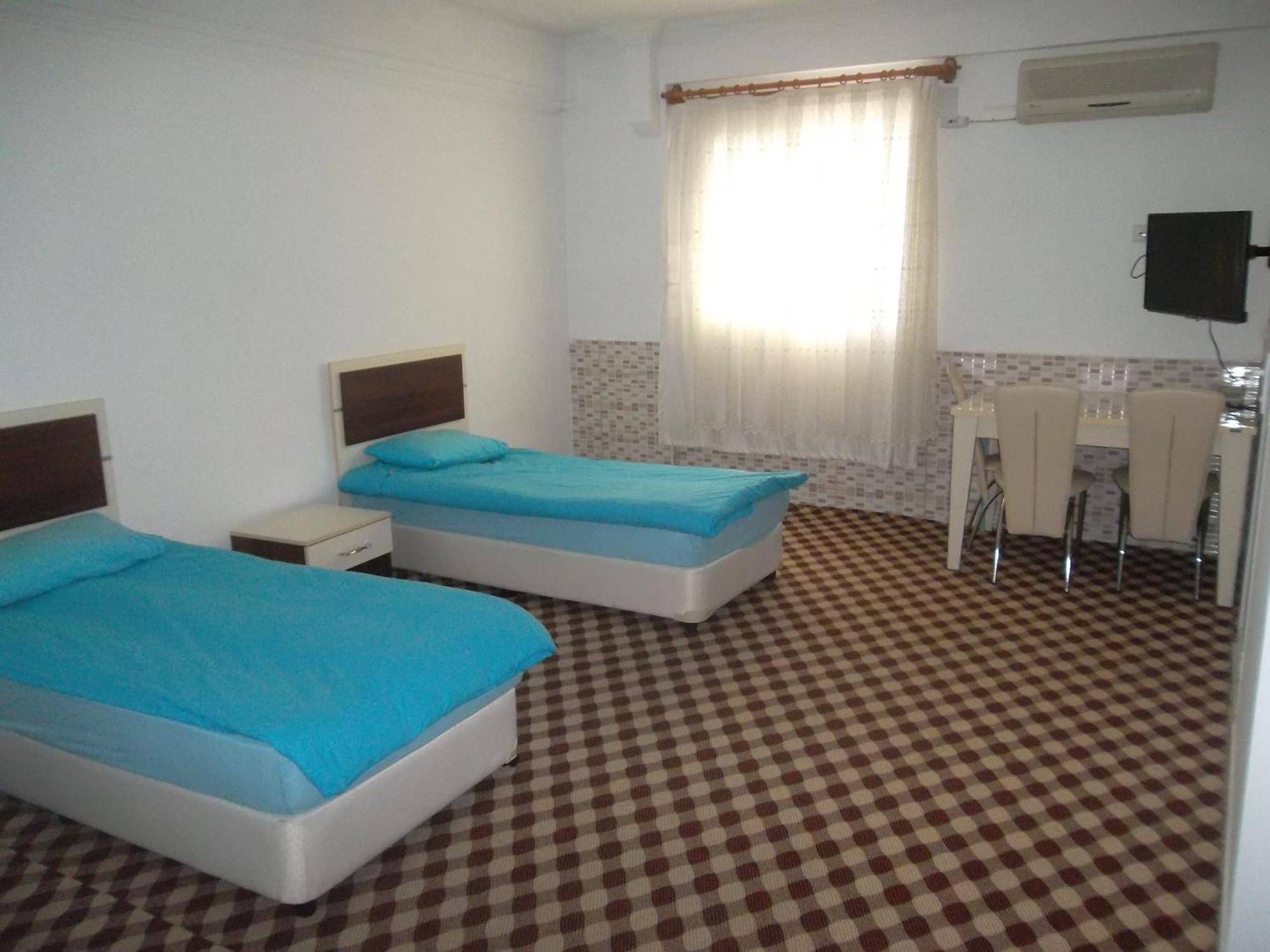 Konak Hotel Mut エクステリア 写真