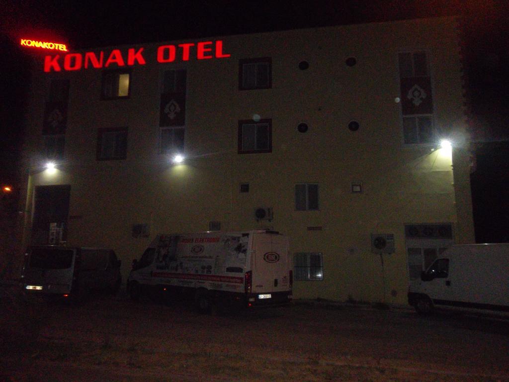 Konak Hotel Mut エクステリア 写真